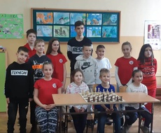 OŠ “Žarko Zrenjanin” ostvarila najbolje rezultate na OKRUŽNOM TAKMIČENjU u šahu