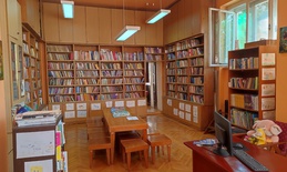 Violeta Jović, književnica za decu, gošća biblioteke u Apatinu i Sonti