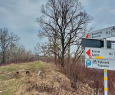 ZATVOREN PUT OD KUPUSINE DO USTAVE PREMA VIKEND NASELJU I ČARDAMA