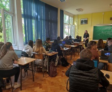 Apatinska GIMNAZIJA bogatija za 11 novih lap topova