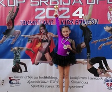Kalina Došen izborila plasman na svetsko prvenstvo u dečijem fitnesu