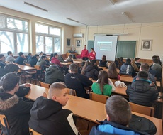 Crveni krst Apatin održao PREDAVANjE o prevenciji BOLESTI ZAVISNOSTI