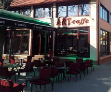 ZA VIKEND SKRAĆENO RADNO VREME KAFIĆA, RESTORANA I TRŽNIH CENTRA DO 14 ČASOVA