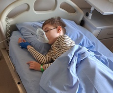 Danilo operisan! POTREBNO još oko 3 MILIONA dinara za dalje lečenje