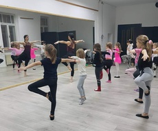 Počela nova sezona BESPLATNIH ČASOVA klasičnog BALETA u Somboru
