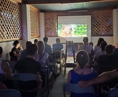 Sonćani uživali u letnjem bioskopu sa humanitarnim karakterom