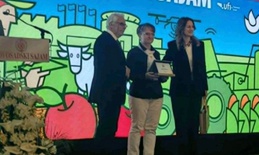 Tri velika zlata i plaketa za visok kvalitet meda za Porodično pčelarstvo Hegediš na Novosadskom sajmu