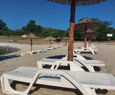 BESPLATNE LEŽALjKE na Gradskoj plaži u Apatinu