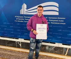 Gimnazijalac Nikola Popović PRVI NA OKRUŽNOM TAKMIČENJU iz istorije