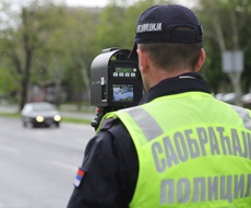 Vozači, oprez! U toku POJAČANA KONTROLA SAOBRAĆAJA u zonama osnovnih škola