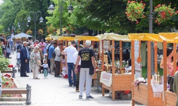 Poznat program i satnica dodela medalja u okviru 6. Međunarodnog festivala rakije u Apatinu