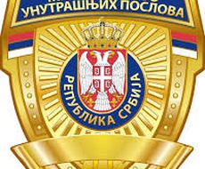 RAZBIJEN AUTOMOBIL PREDSEDNICE OPŠTINE APATIN