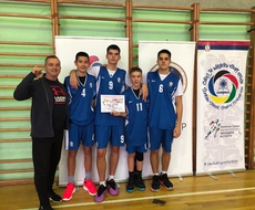 Basketaši iz apatinske osnovne škole ostvarili plasman na republičko takmičenje