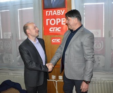 Apatinski odbor DSS-a prešao u SPS!? DSS demantuje: "Praštalo odavno smenjen"