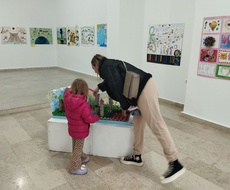 U apatinskoj galeriji aktuelna postavka dečijih radova, naziva “Igra linijom i bojom”